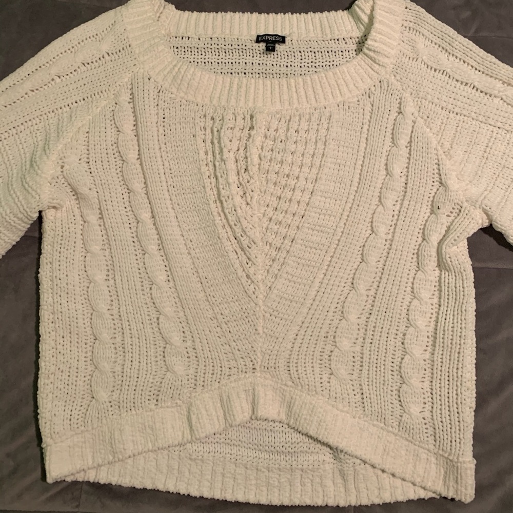Long sleeve knitted sweater